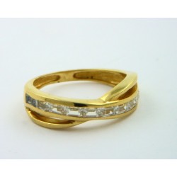 Anillo oro 750 con circonitas baguet