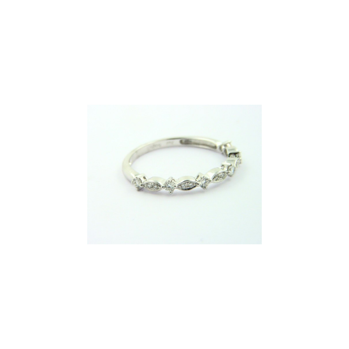 Anillo oro blanco 750 con brillantes