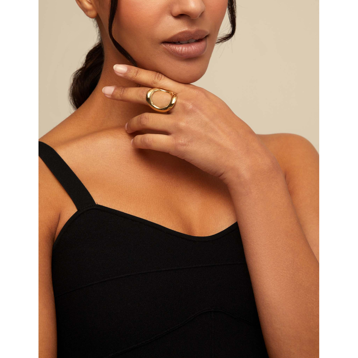 Anillo Unode50 The One dorado talla 15