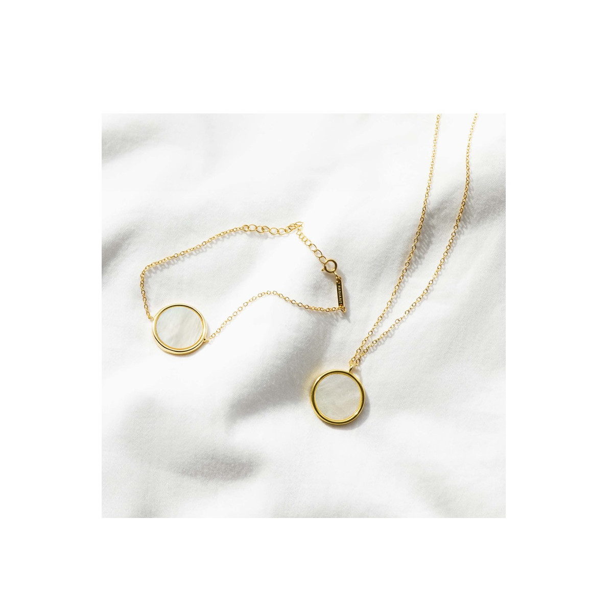 Collar Radiant Madreperla
