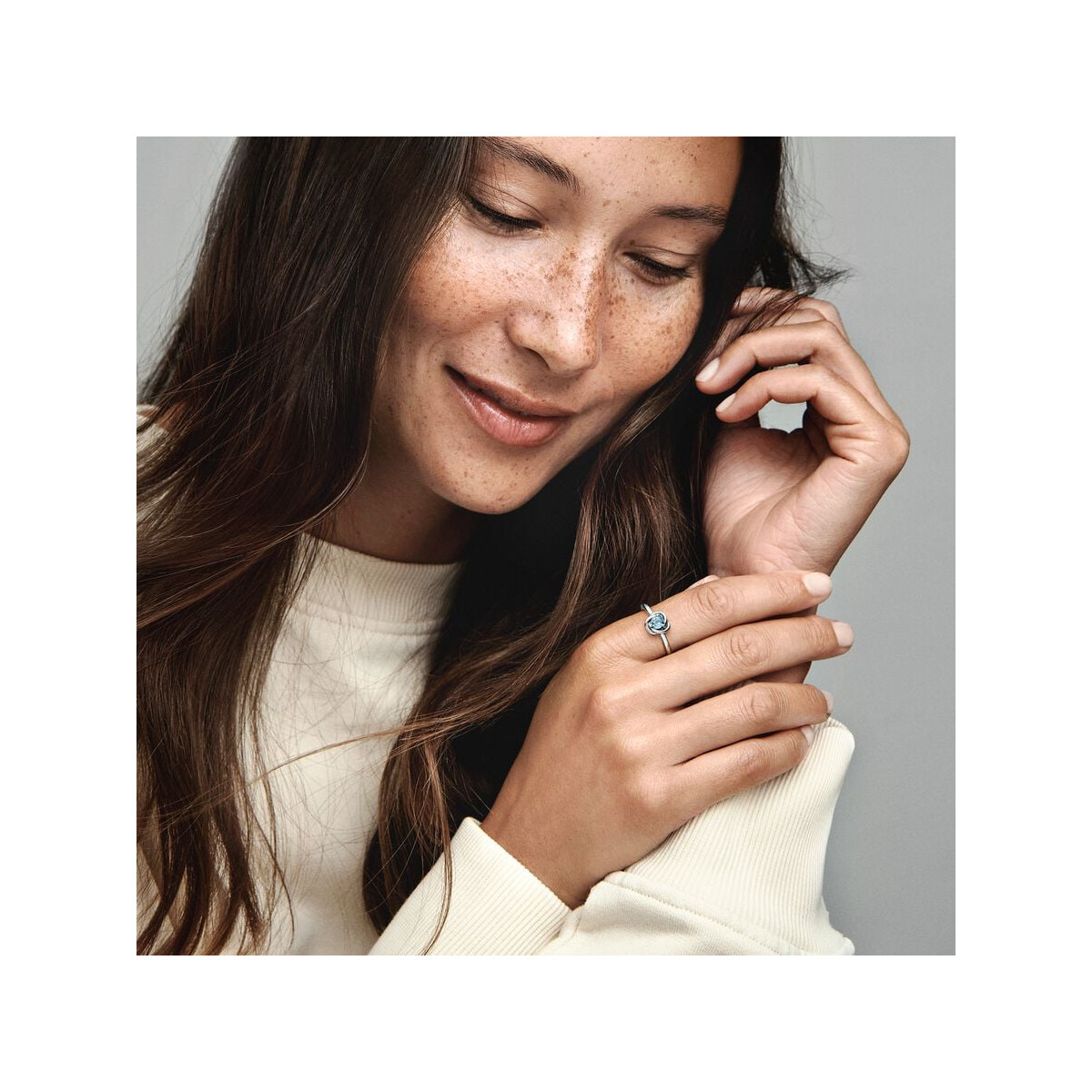 Anillo Pandora plata 925 Círculo Eternity Azul Aguamarina talla 54