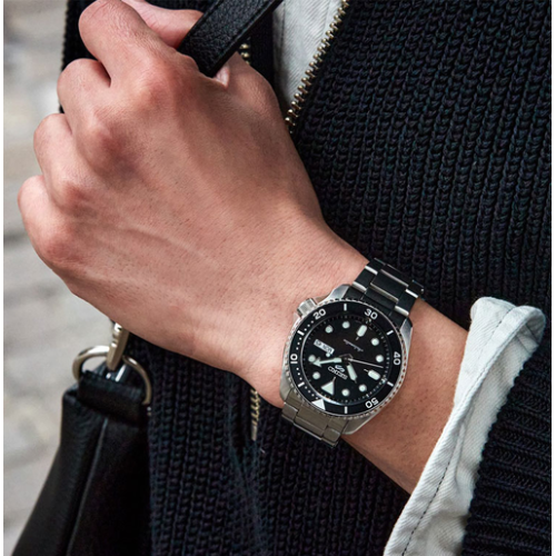 Reloj Seiko 5 Automatic esfera negra