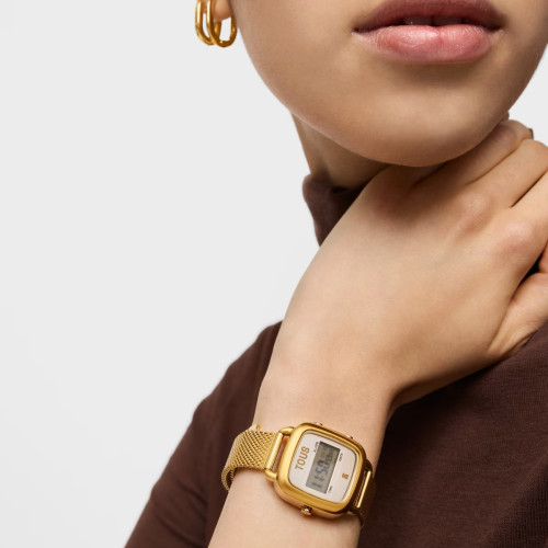 Reloj Tous digital con brazalete de acero IP dorado D-Logo Mini