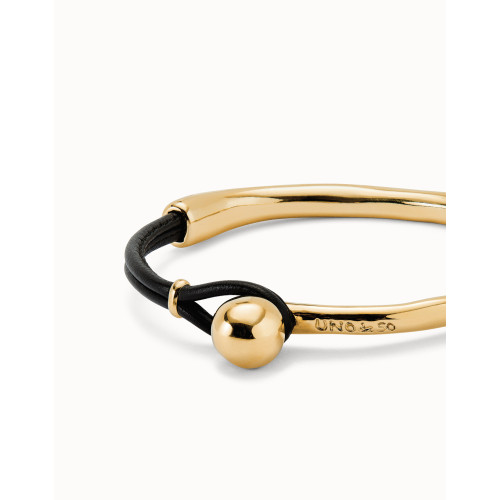 Pulsera Unode50  ¨Ser intrépida¨ unisex dorada y cuero marrón chocolate talla M