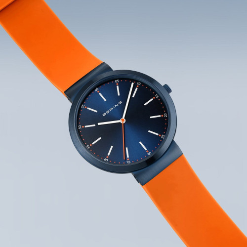 Reloj Bering Classic 41mm correa silicona azul y naranja