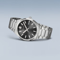 Reloj Bering Classic acero esfera negra 39mm