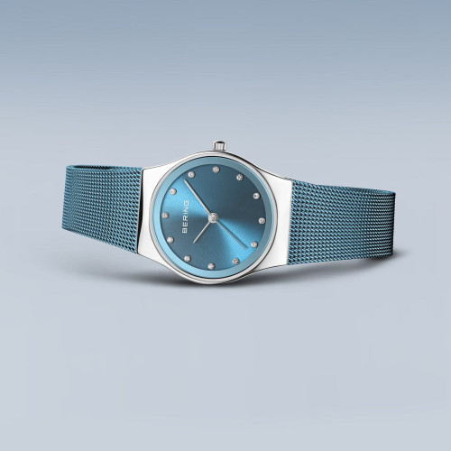 Reloj Bering Classic 27mm milanesa IP azul