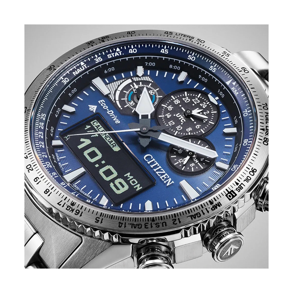 Reloj Citizen Eco Drive U830 Sky Pilot Promaster 42mm