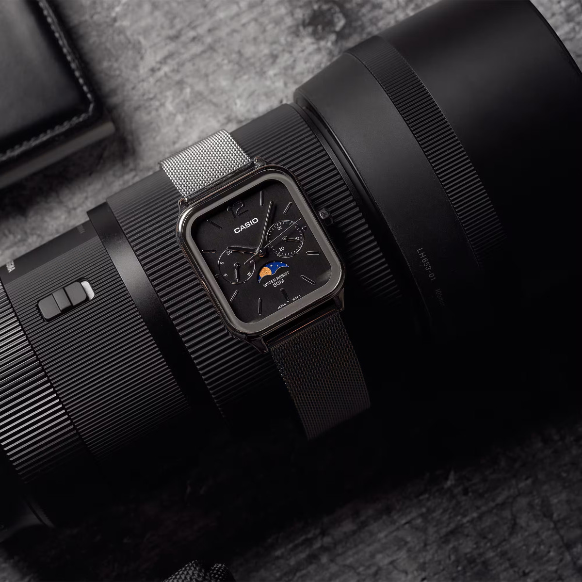 Reloj Casio Collection Multifunción con fase lunar