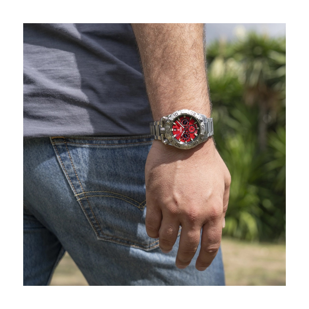 Reloj Festina Crono Bullhead esfera verde 45mm