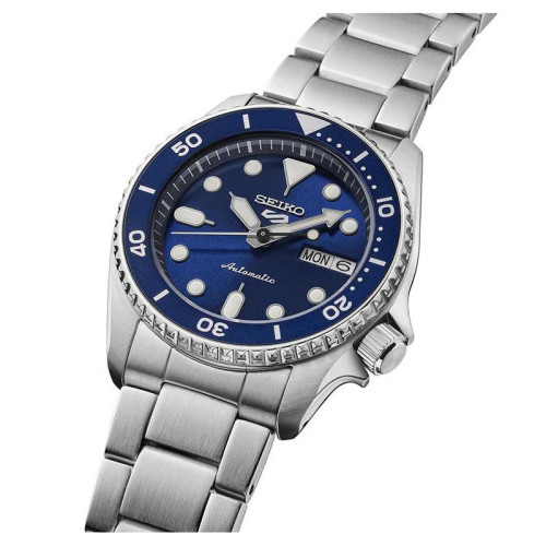 Reloj Seiko 5 Sports SKX Sports Style 38mm azul