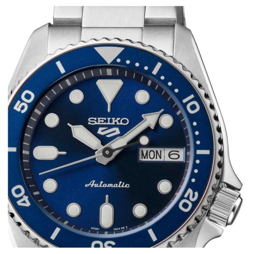 Reloj Seiko 5 Sports SKX Sports Style 38mm azul