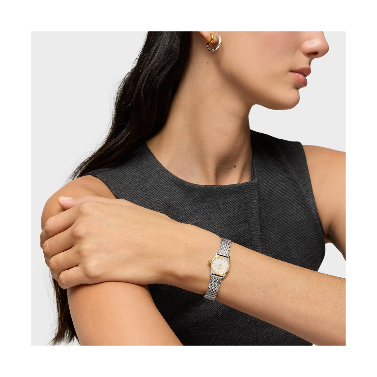 Reloj Tous analógico con brazalete milanés de acero y esfera de nácar EPIC MINI