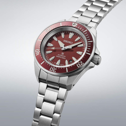 Reloj Seiko Prospex Mar Samurai Rojo 42mm