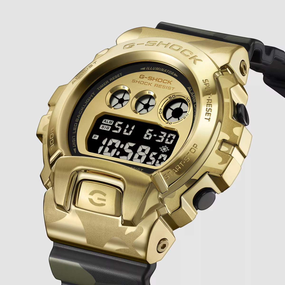 Reloj Casio G-Shock Superior Series caja dorada y correa silicona camuflaje