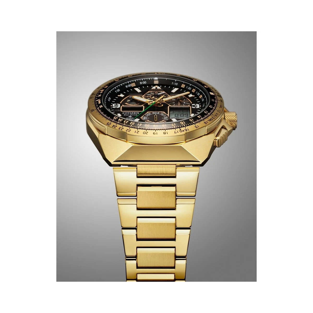 Reloj Citizen Skyhawk Dorado Eco Drive 50 Aniversario de la colección Radiocontrol
