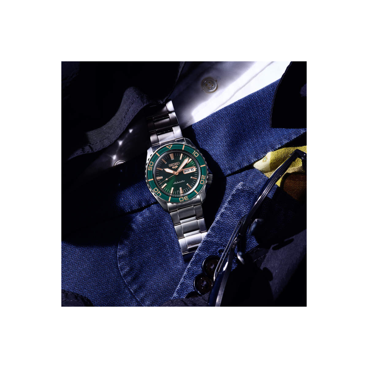 Seiko 5 Sports SKX Suits Verde-Oro Rosa